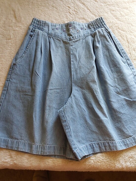 Jaclyn Smith Pants - 🌺 VTG Styled Jaclyn Smith Light Blue Denim Shorts/Culottes
